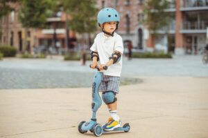 Alternative view of Protective Gear S